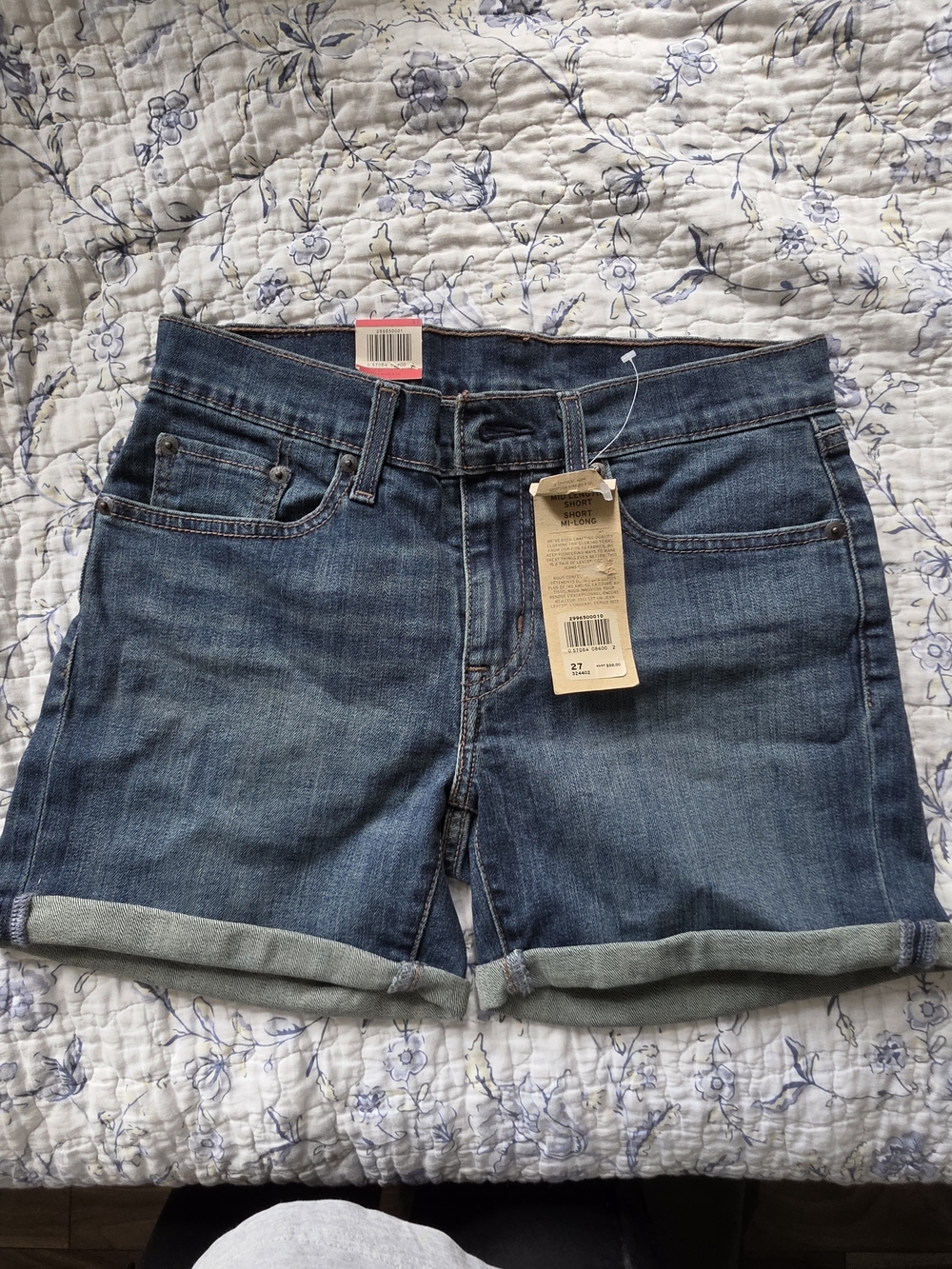 Levi's Women’s Mid-Rise Rolled-Hem Denim Shorts - Blue